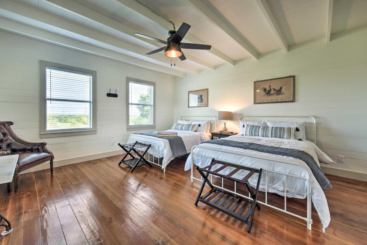 Peaceful Schulenburg Farmhouse With Fire Pit And Grill ภายนอก รูปภาพ